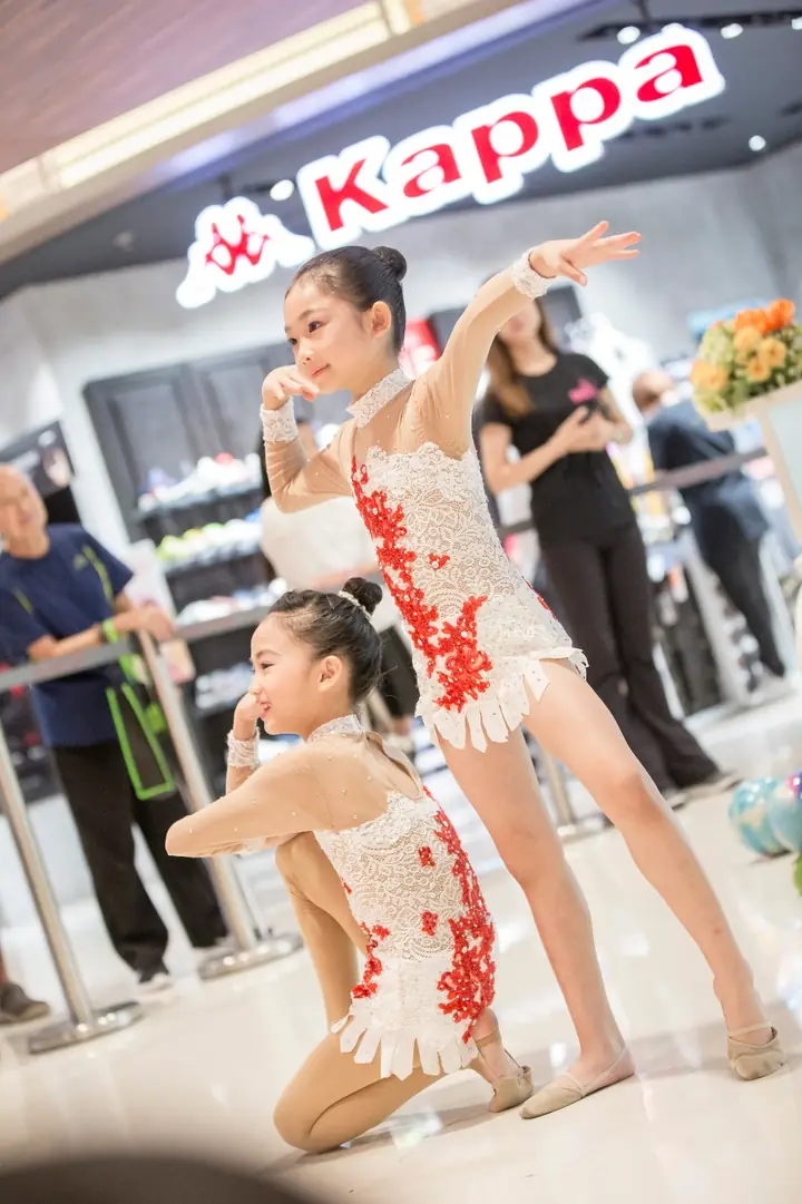 Performance at Sports-themed Mall Show @ Heng Fa Chuen